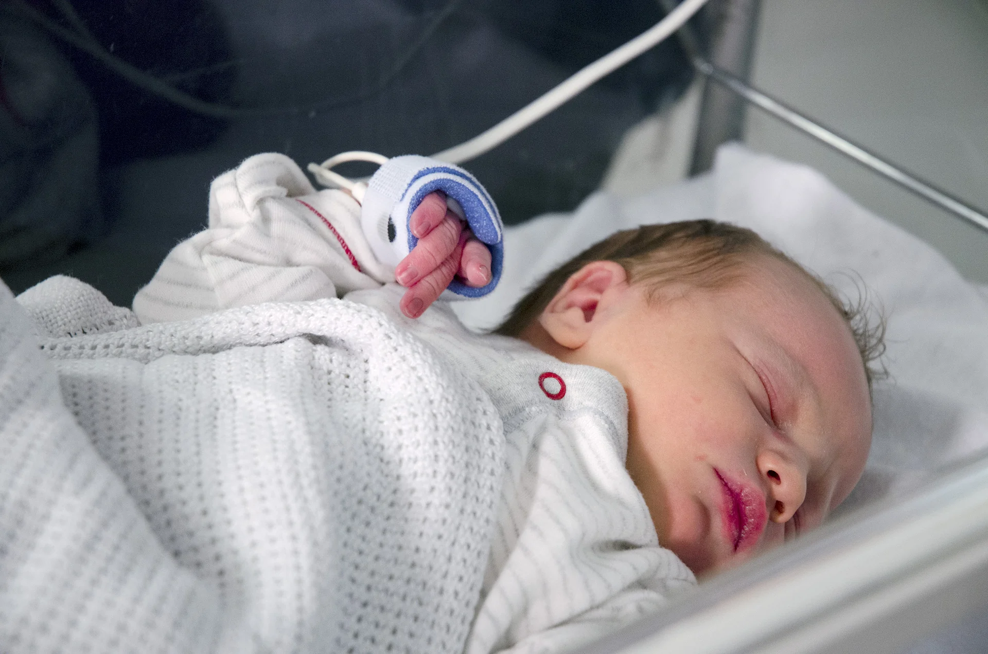 Surveillance du taux d'oxygène d'un bébé aux urgences pour bronchiolite