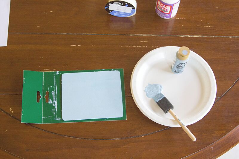 Peinture de la plaque en bois