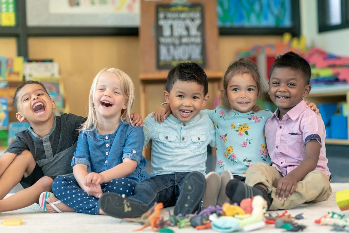 4 compétences clés que votre enfant apprend à l'école maternelle - Tout-Petits 12–36 Mois