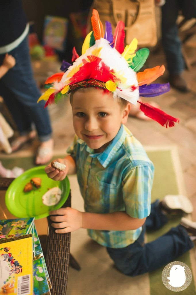 Enfant déguisé en Peter Pan