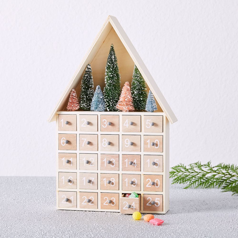 Calendrier bois West Elm