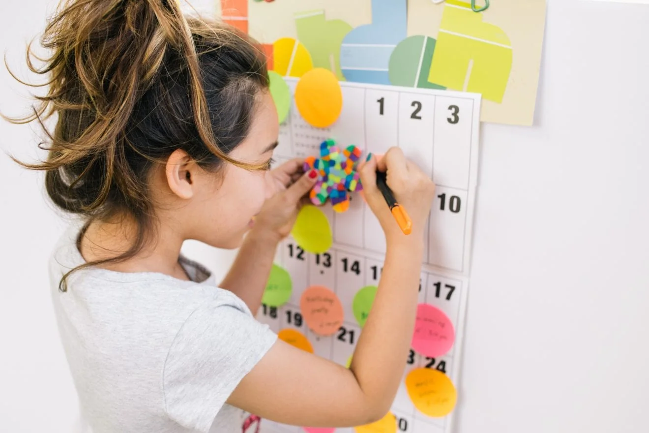 Comment créer un planning flexible pour occuper les enfants à la maison