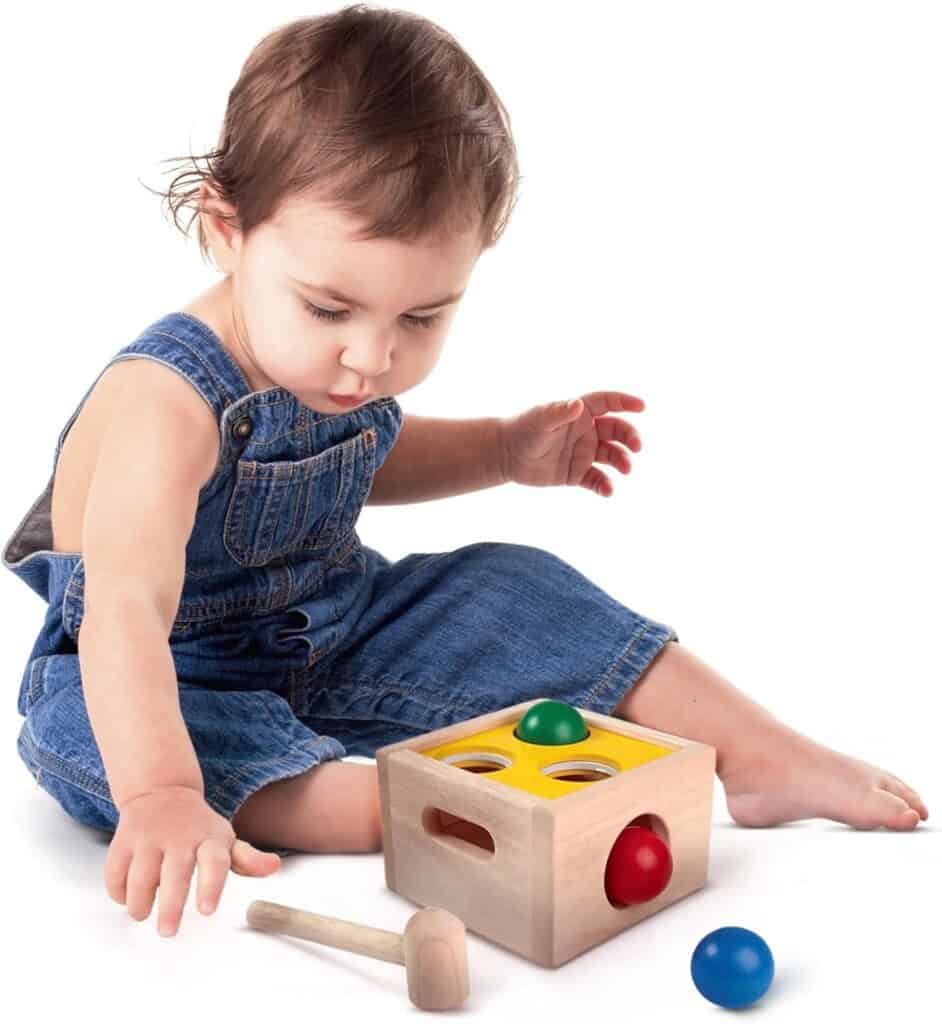 Banc à marteler pour bébé