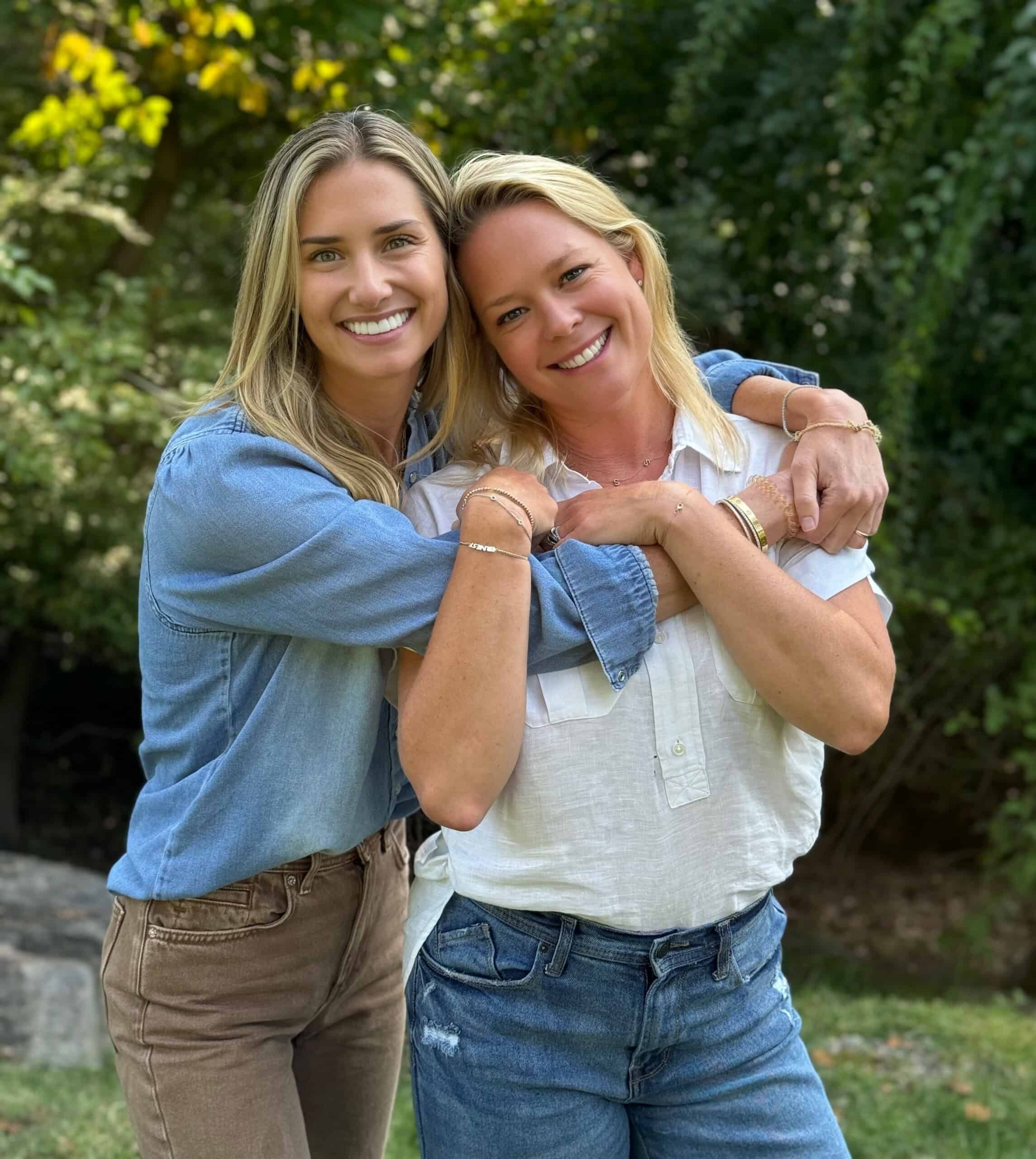 Dr Jen et Bethany, expertes de la naissance par césarienne